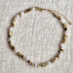 Gargantilla dorado